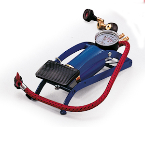 Pompa a pedale con manometro